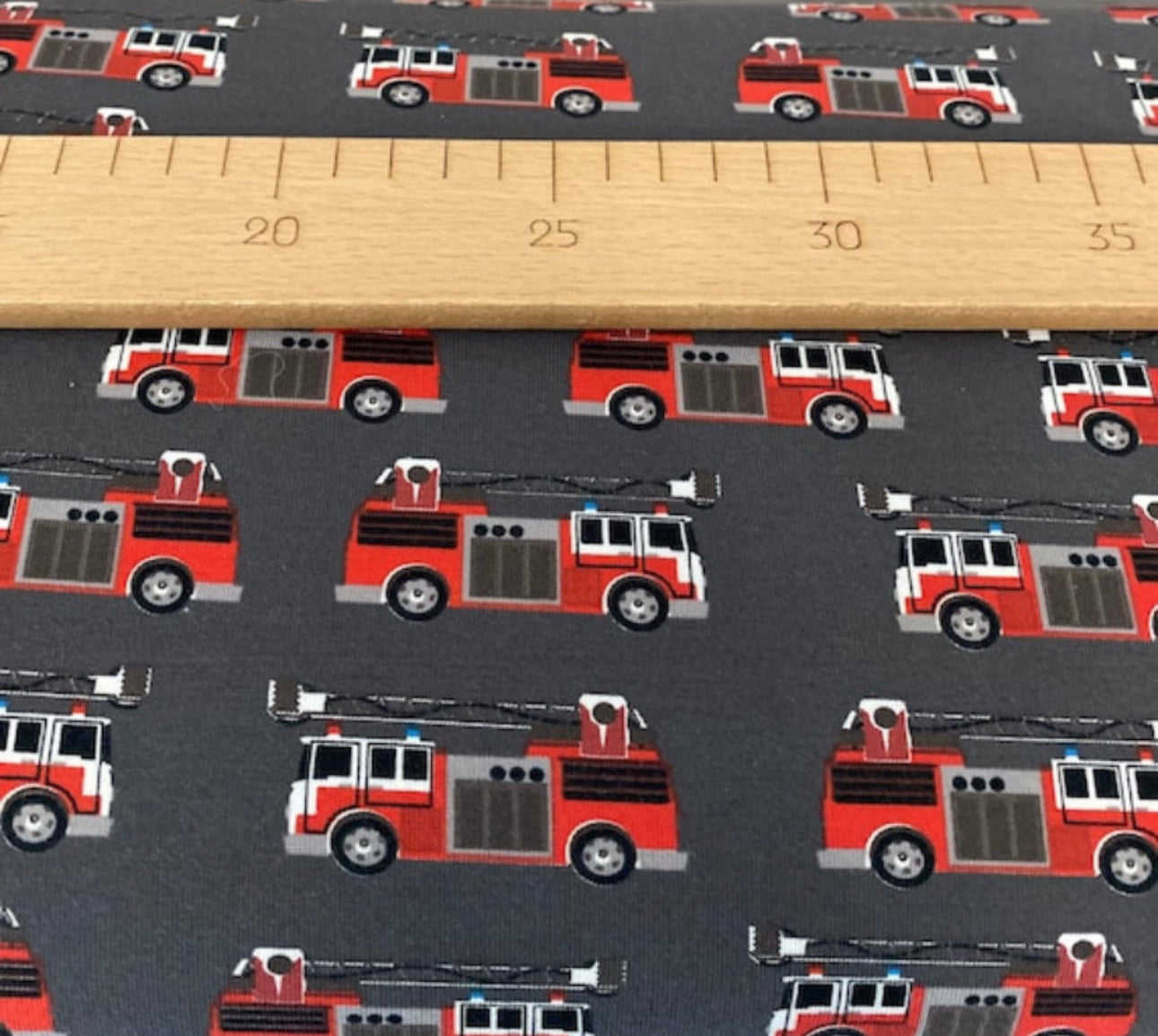 Baumwolle Jersey Stoff Feuerwehr  |Feuerwehrwagen | Meterware | Öko Tex 100